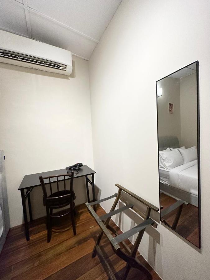 Madras Inn 58-1 George Town Buitenkant foto